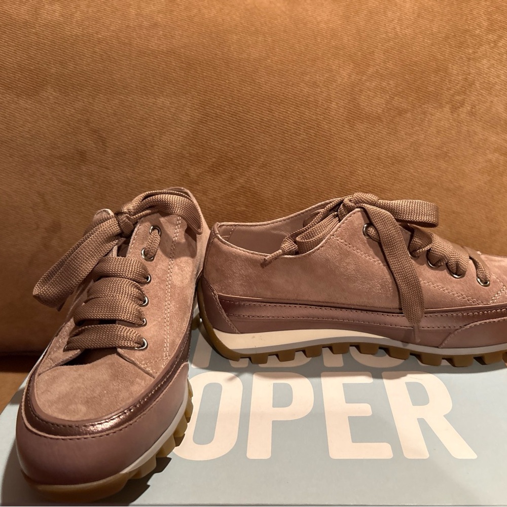 Candace Cooper Janis Strip Taupe Sneakers size 37 ( US 7)